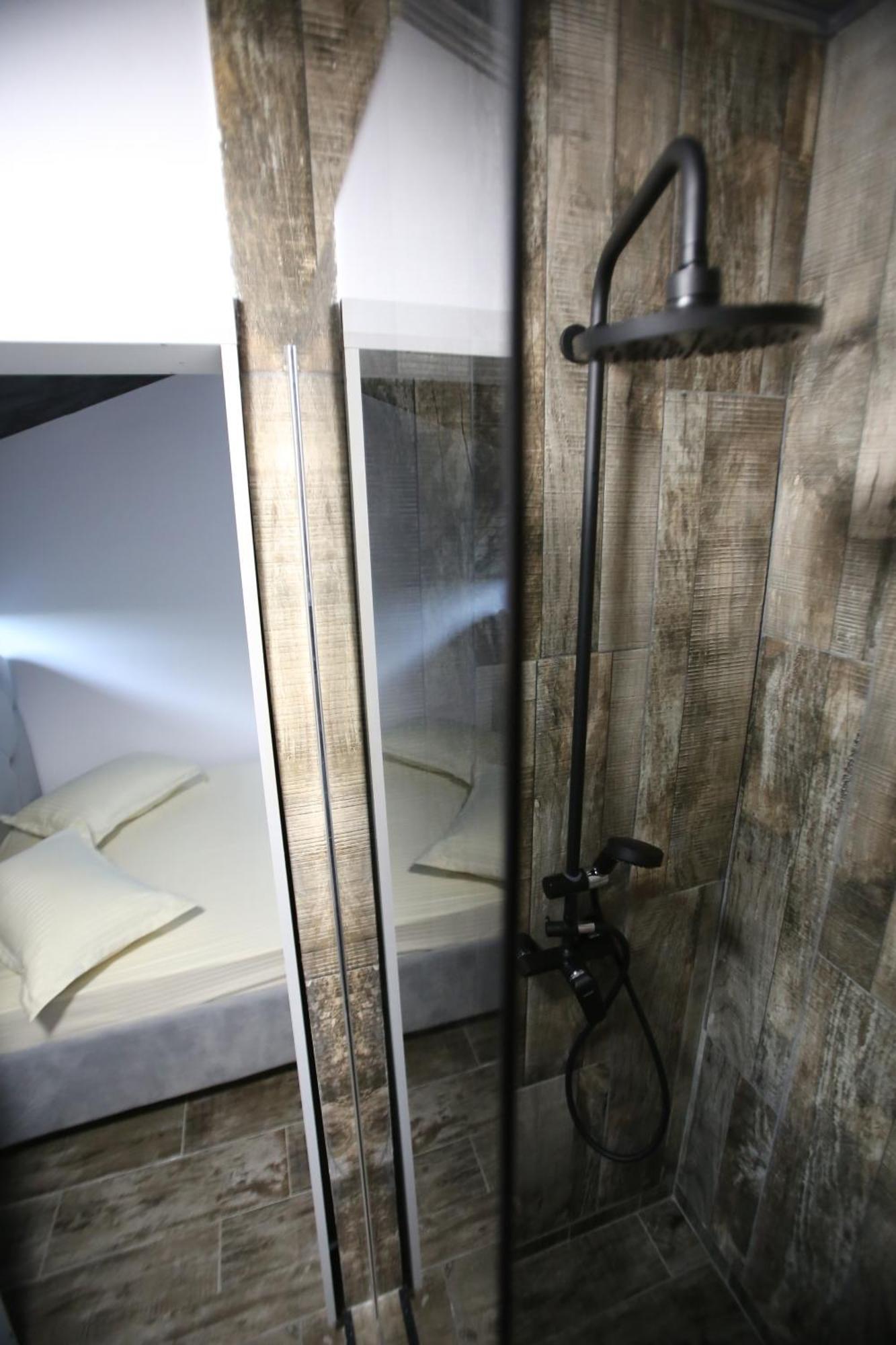 Casa Kevin Hotel Năvodari Eksteriør billede