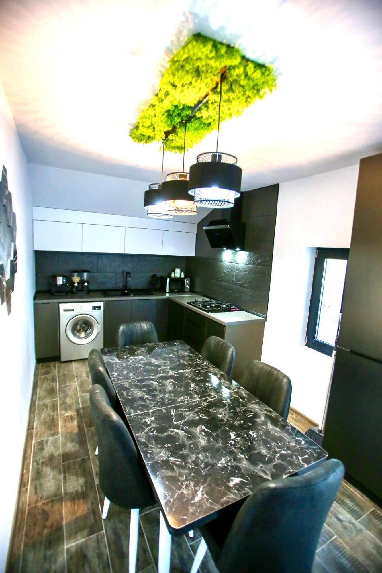 Casa Kevin Hotel Năvodari Eksteriør billede